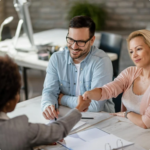 Signing lease contract